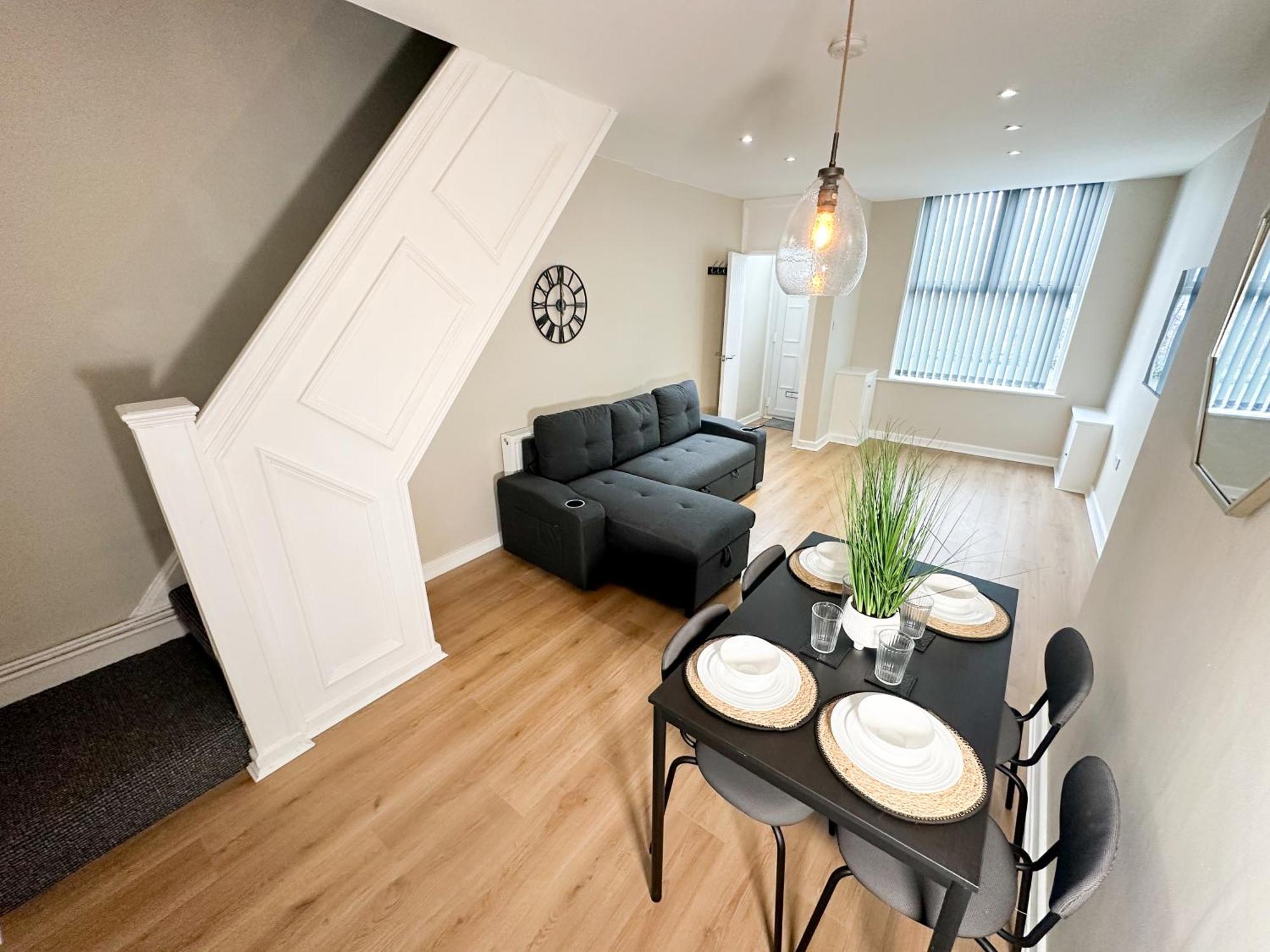 2 Bedroom House 10 Mins To City Centre & Albert Dock Ливерпуль Экстерьер фото